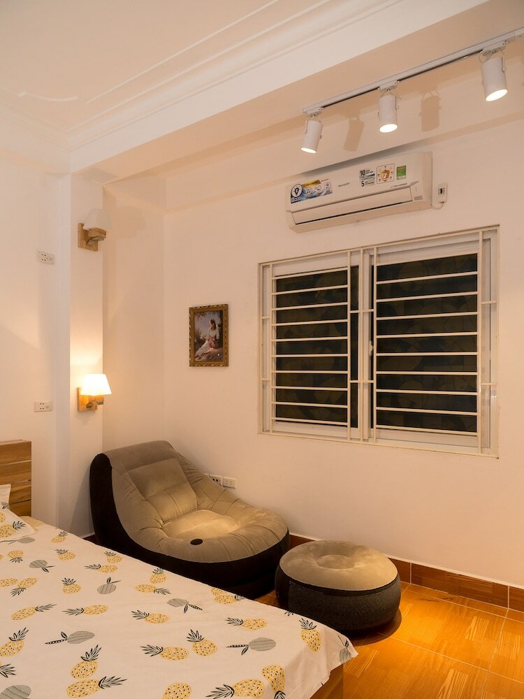 Hotel Mom's House Hostel