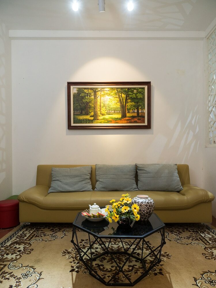 Hotel Mom's House Hostel
