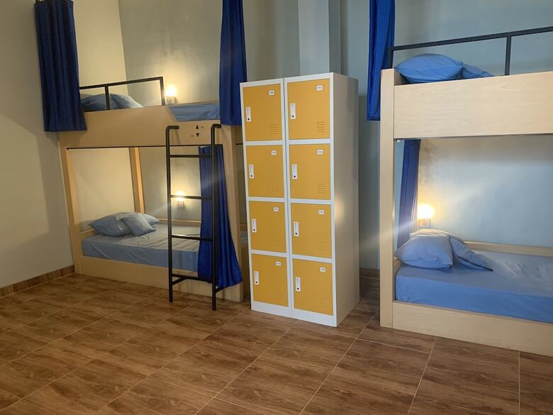 Hostal Beach Hut Hostel