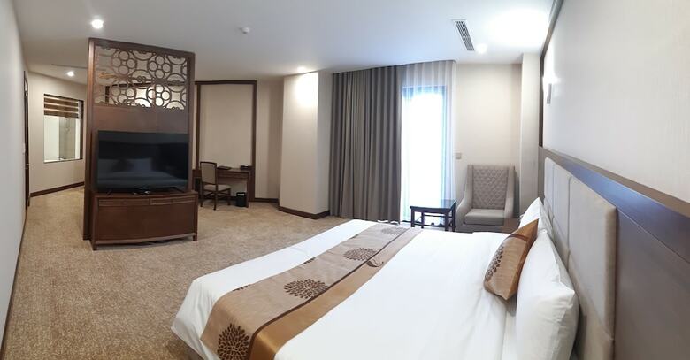 Duc Huy Grand Hotel & Spa