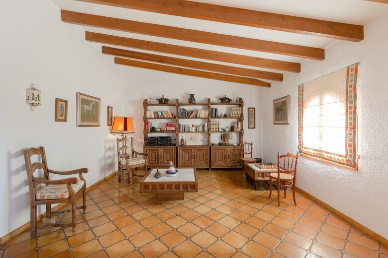 Villa Fidalsa Wine Valley Mansion