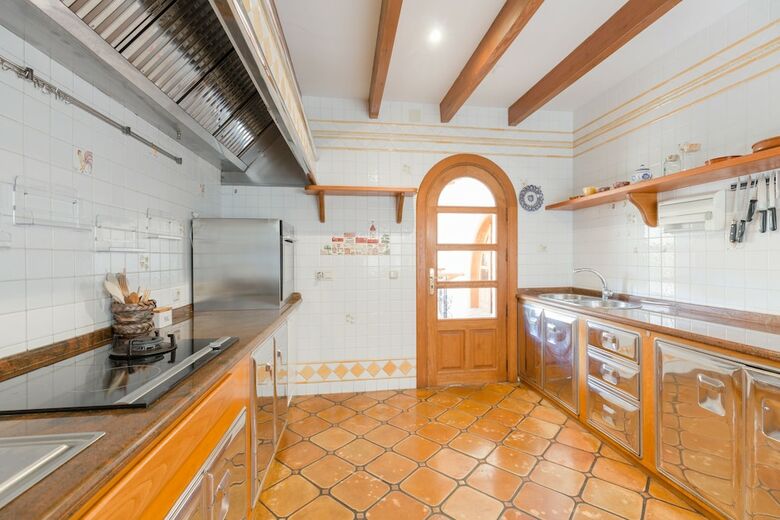 Villa Fidalsa Wine Valley Mansion