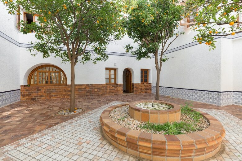 Villa Fidalsa Wine Valley Mansion
