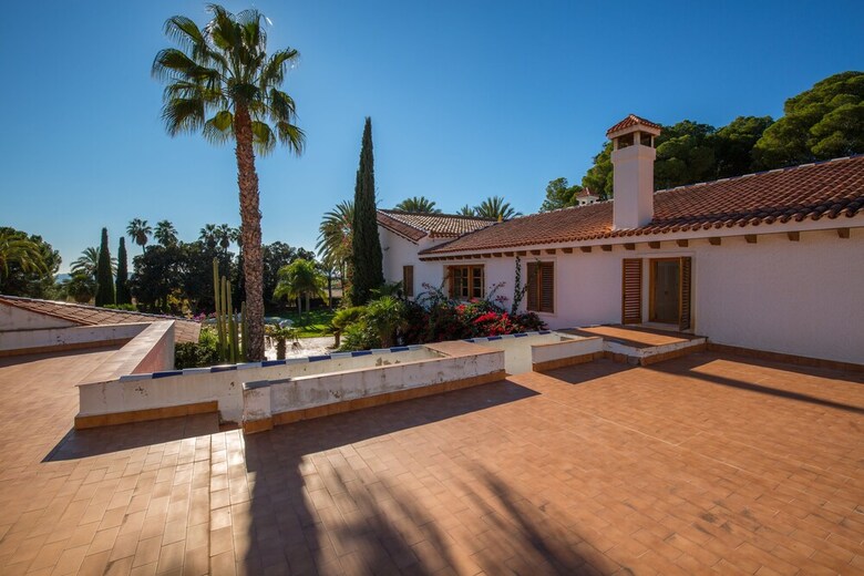 Villa Fidalsa Wine Valley Mansion