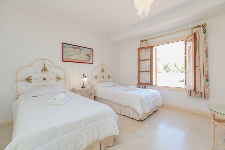 Villa Fidalsa Wine Valley Mansion