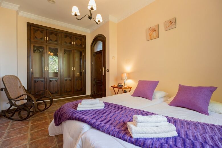 Villa Fidalsa Harry Potter House