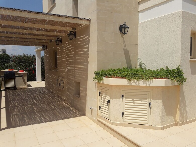 Anthorina Villa 3