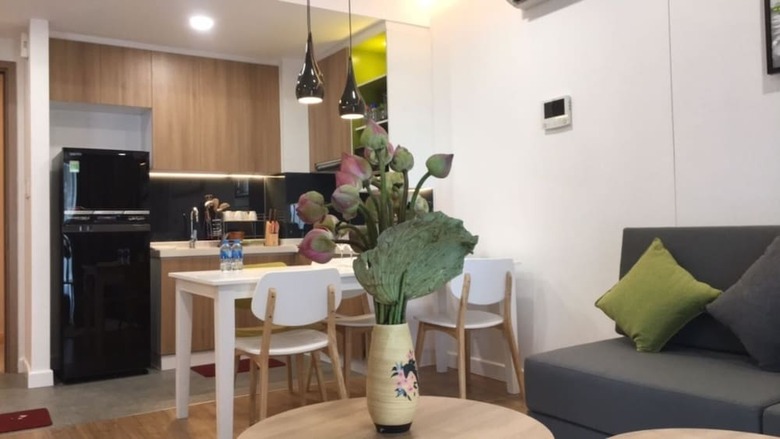 Republic Plaza Apartment