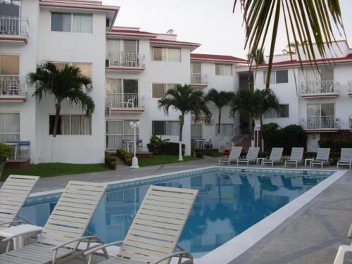 Hotel Y Suites Corita