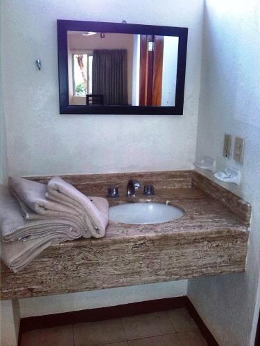 Hotel Y Suites Corita