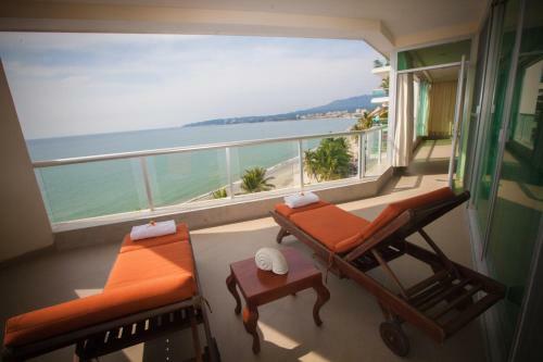 Aparthotel Banderas Suites