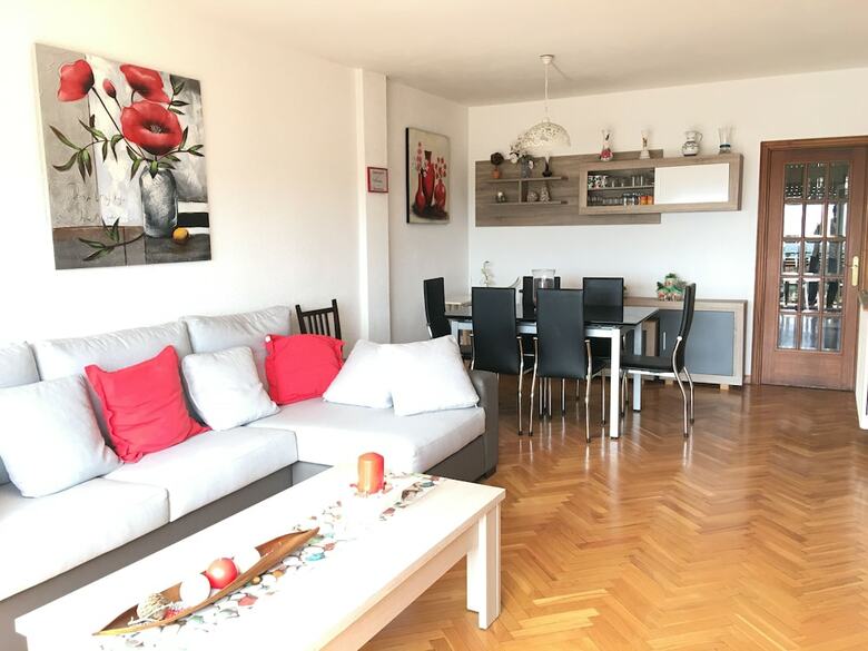 Apartamentos Aiguaneu S Ermita