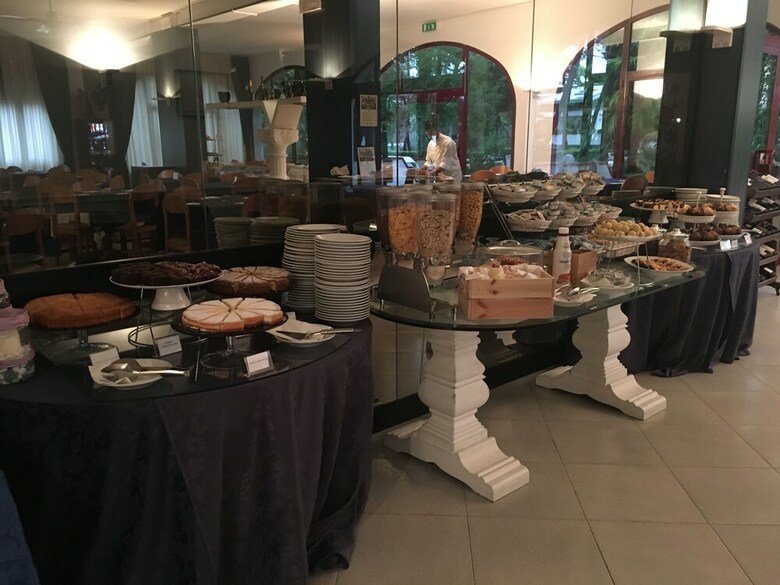 Hotel Deanna Golf