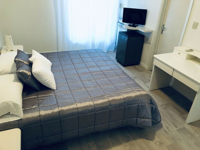 Hotel Deanna Golf