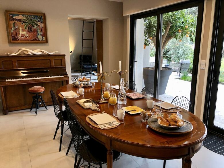 Bed & Breakfast Mas Saint Antoine - Maison D'hotes