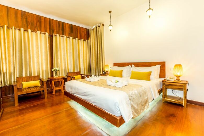 Sambath Reach D' Angkor Hotel