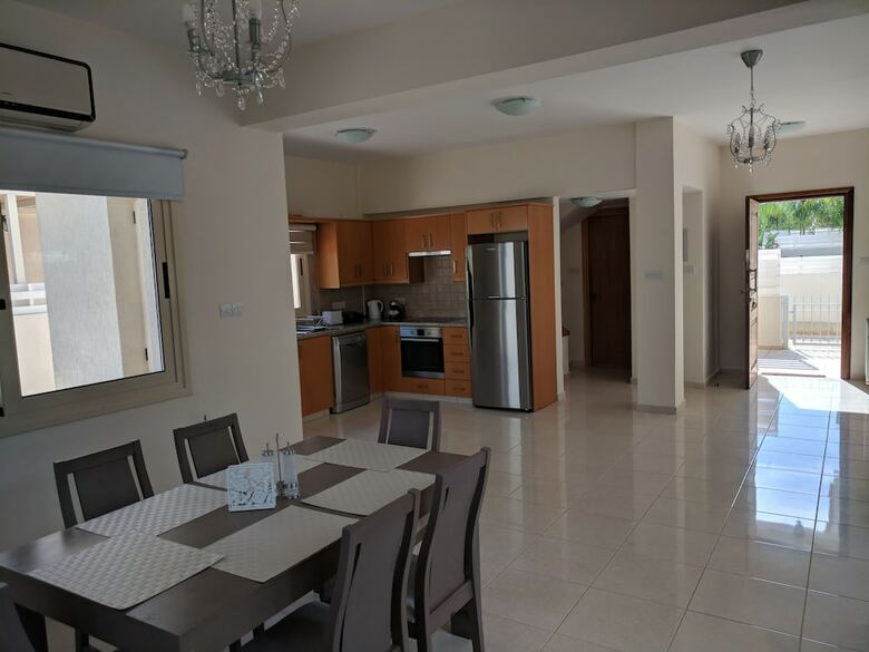 Anthorina Villa 9