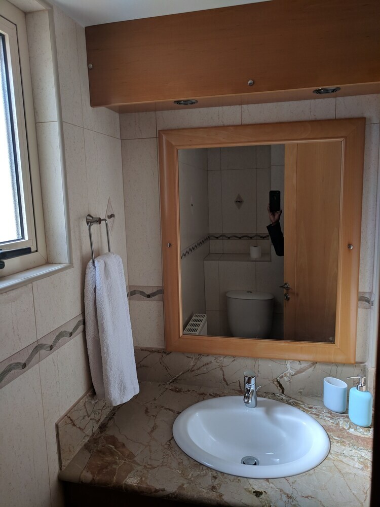 Anthorina Villa 9