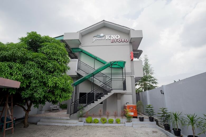 Hotel Oyo 470 Green Kno
