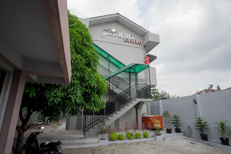 Hotel Oyo 470 Green Kno