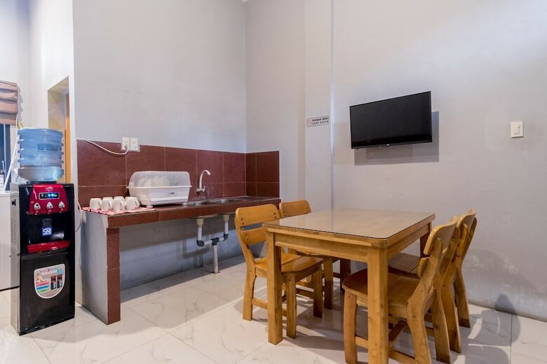Hotel Oyo 470 Green Kno