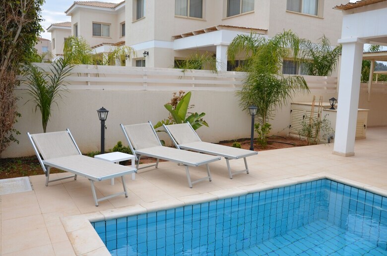 Anthorina Villa 15