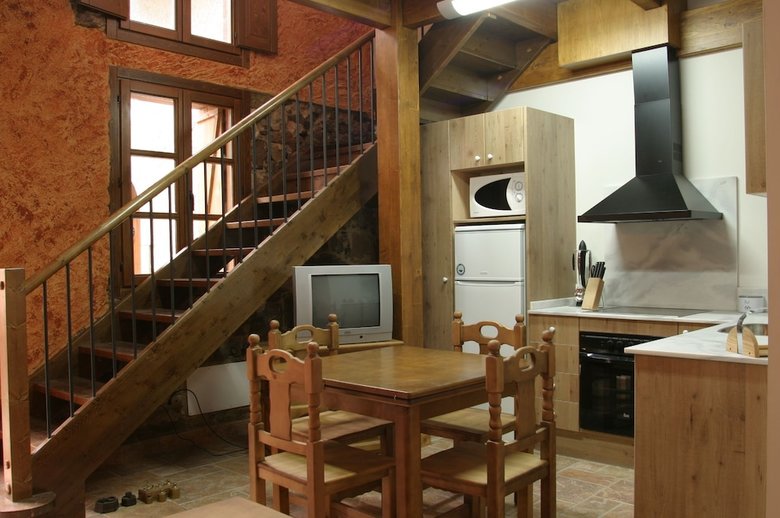 Apartamentos Can Lloren�