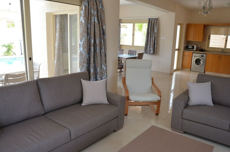 Anthorina Villa 17