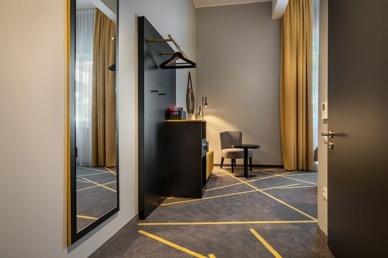 Hotel The Niu Fury