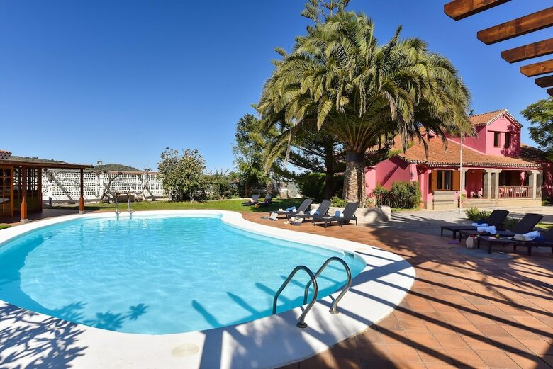 Villa Finca Madro�al Con Piscina Gran Canaria
