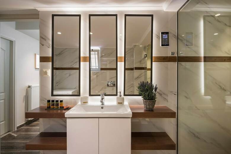 Sun Ray Luxury Aparthotel