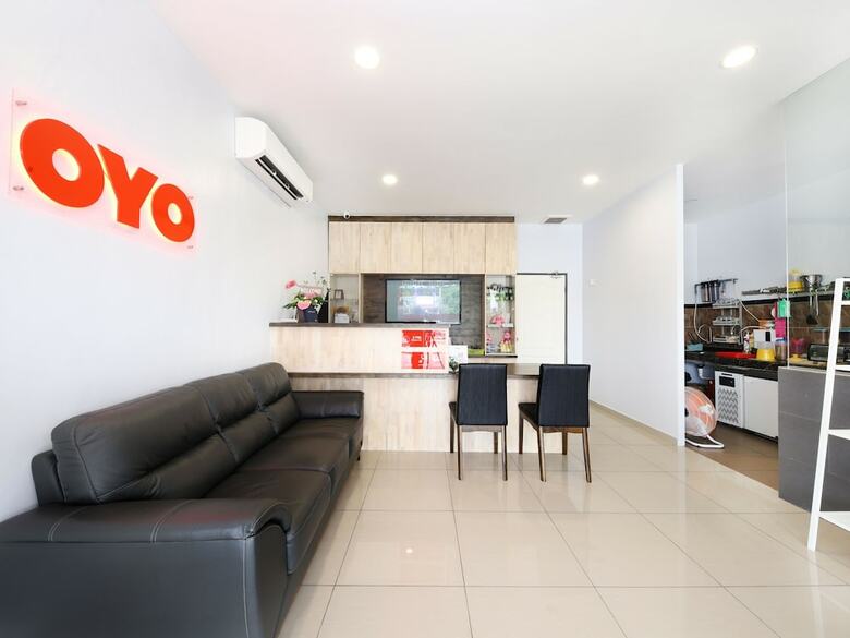 Oyo 778 Bmw 2 Hotel