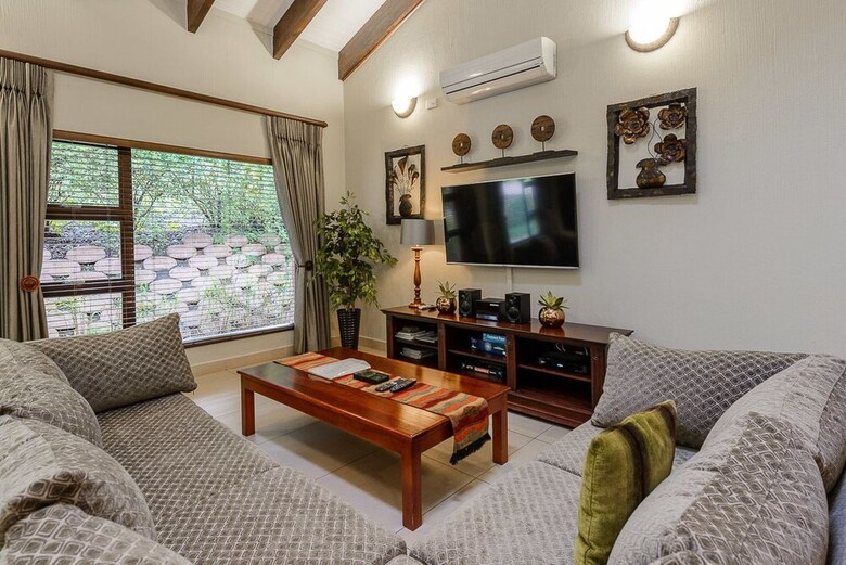San Lameer Villa Rentals 403
