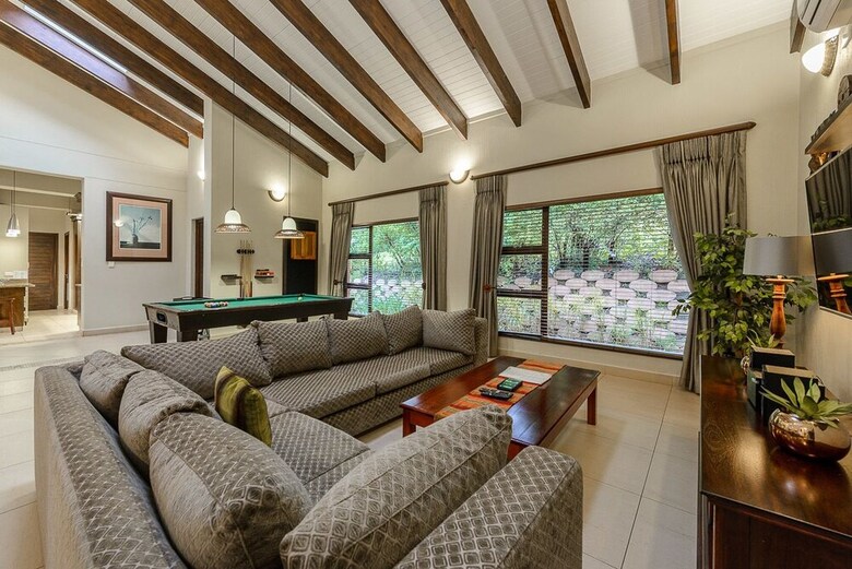 San Lameer Villa Rentals 403