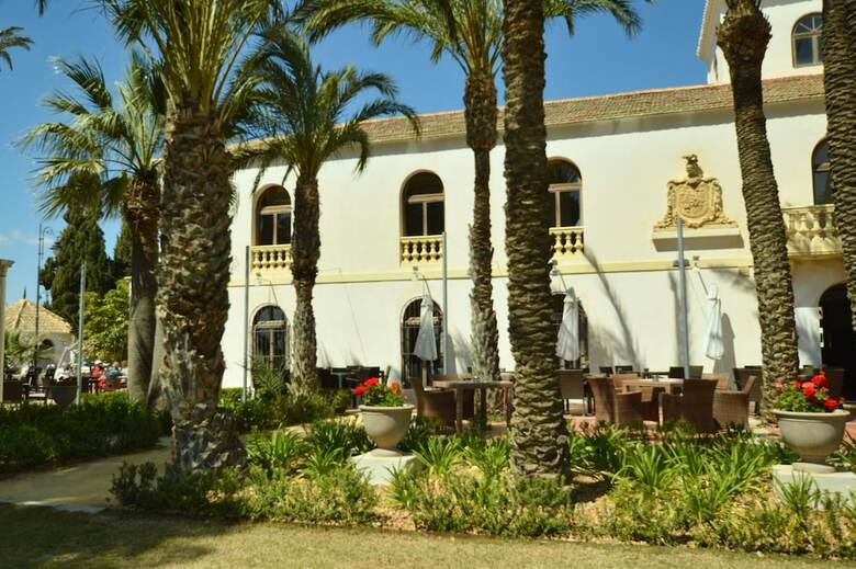 Hacienda Riquelme Serviced Apartments