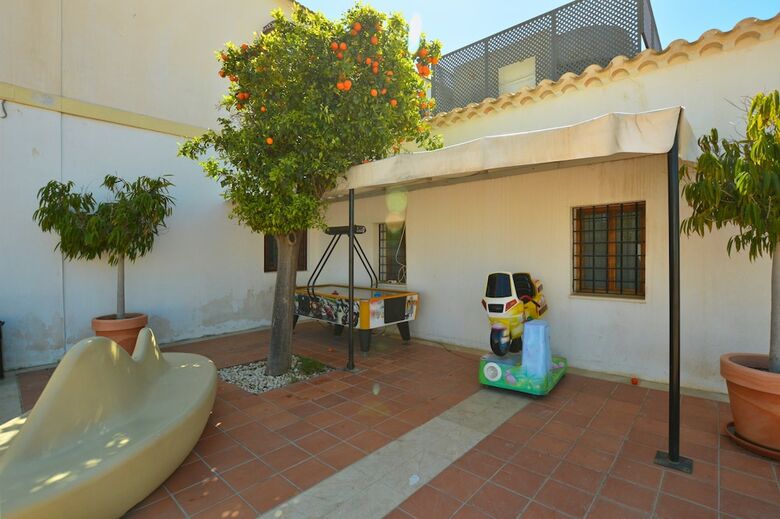 Hacienda Riquelme Serviced Apartments