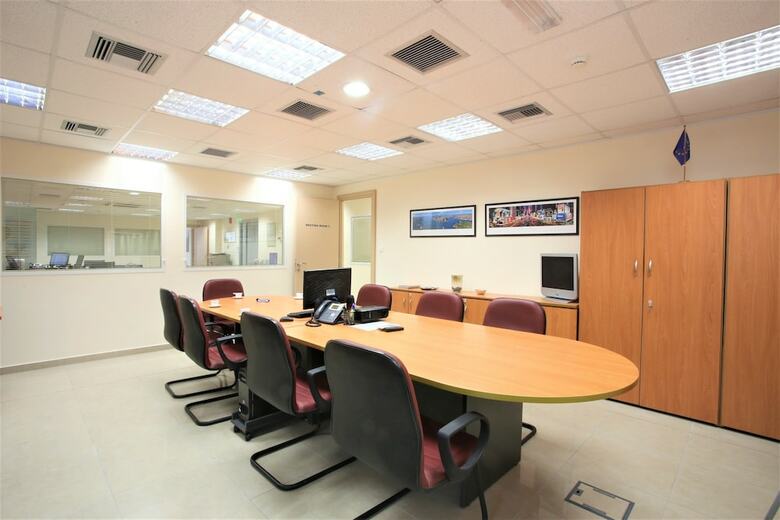 Apartamentos Gk Airport Suites