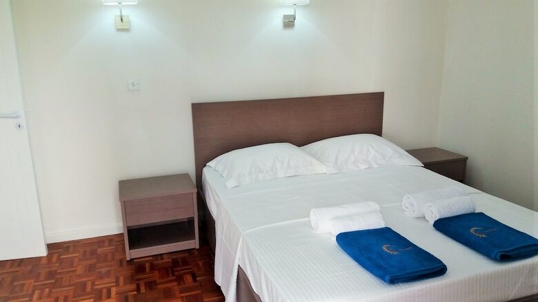 Apartamentos 240 Depa Court