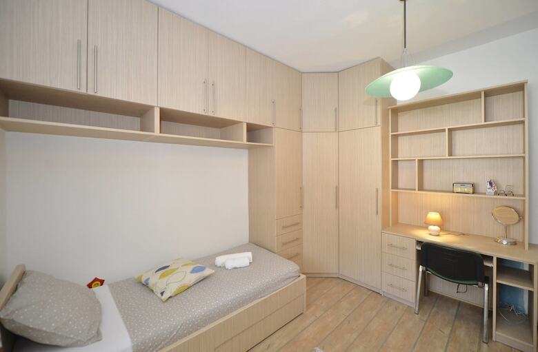 Sunshine Apartments