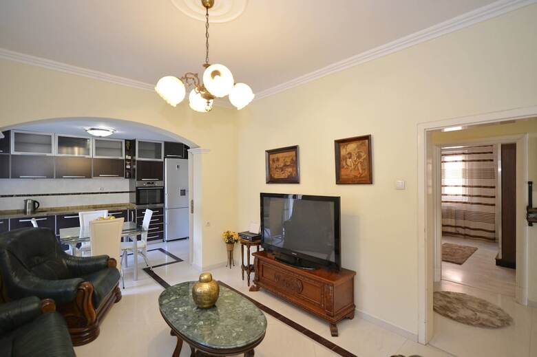 Sunshine Apartments