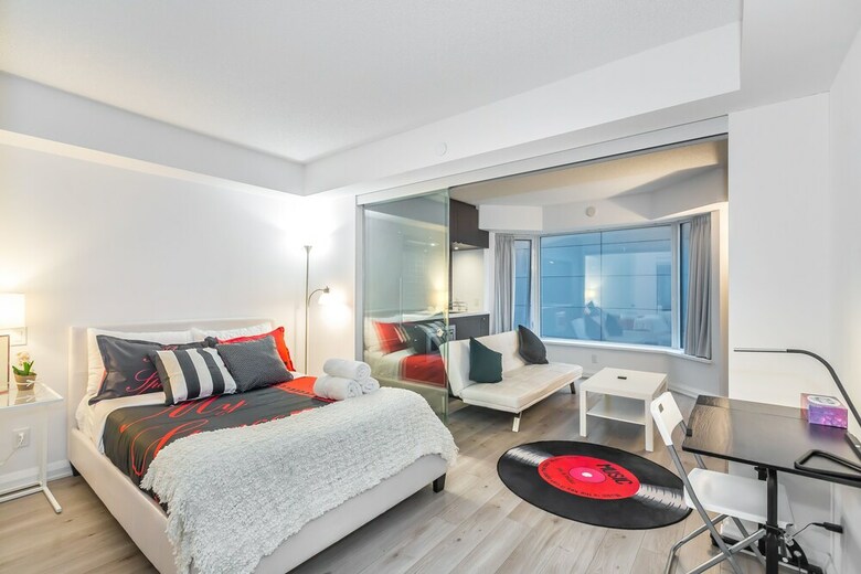 Apartamentos Executive Class, Downtown Luxury Condo @ Yorkville