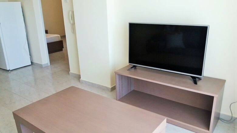 Apartamentos 401 Dhalia Court