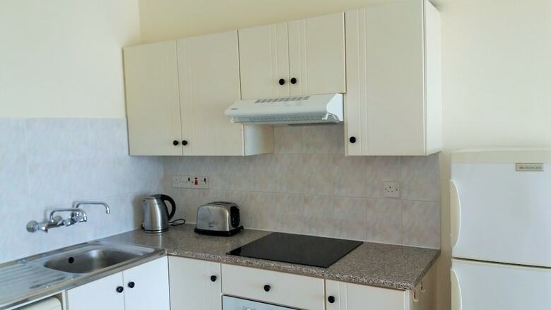 Apartamentos 401 Dhalia Court