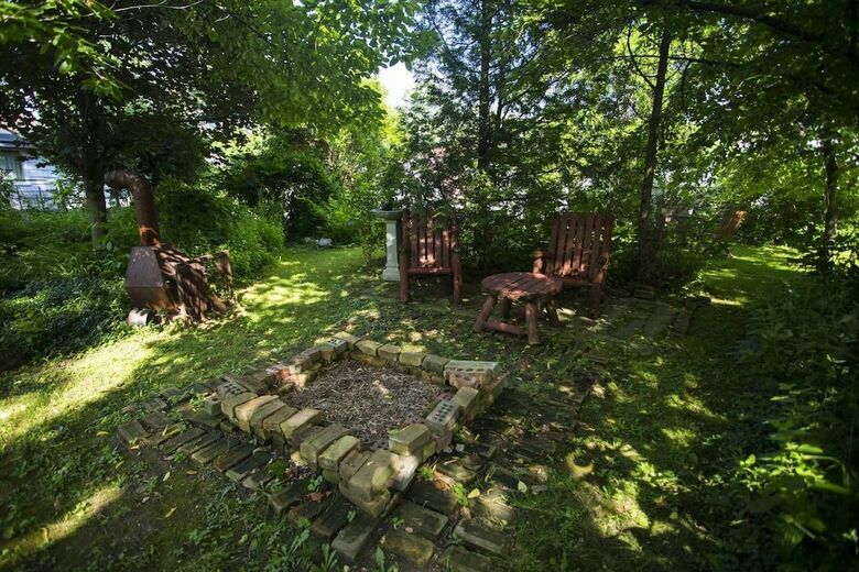 One Of A Kind Experience Heritage Cottage