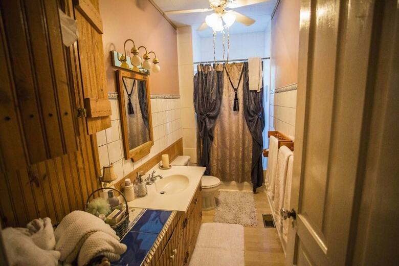 One Of A Kind Experience Heritage Cottage