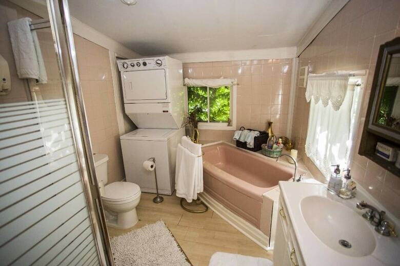 One Of A Kind Experience Heritage Cottage
