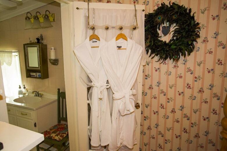One Of A Kind Experience Heritage Cottage