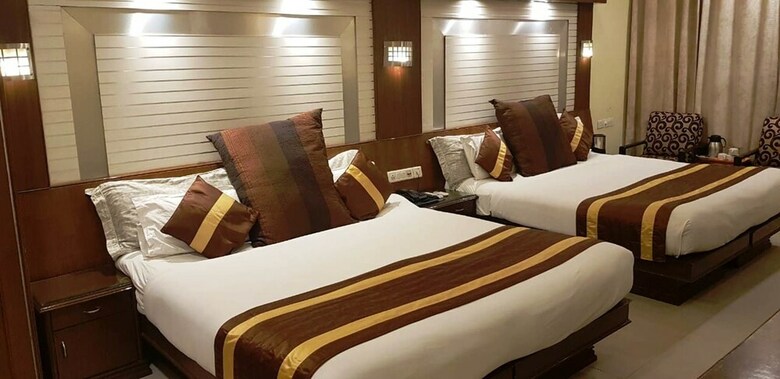 Hotel Cj International