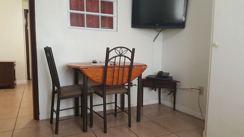 Hotel Sunset Gardens Guesthouse