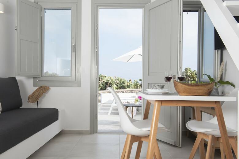 Apartamentos White Orchid Luxury Suites